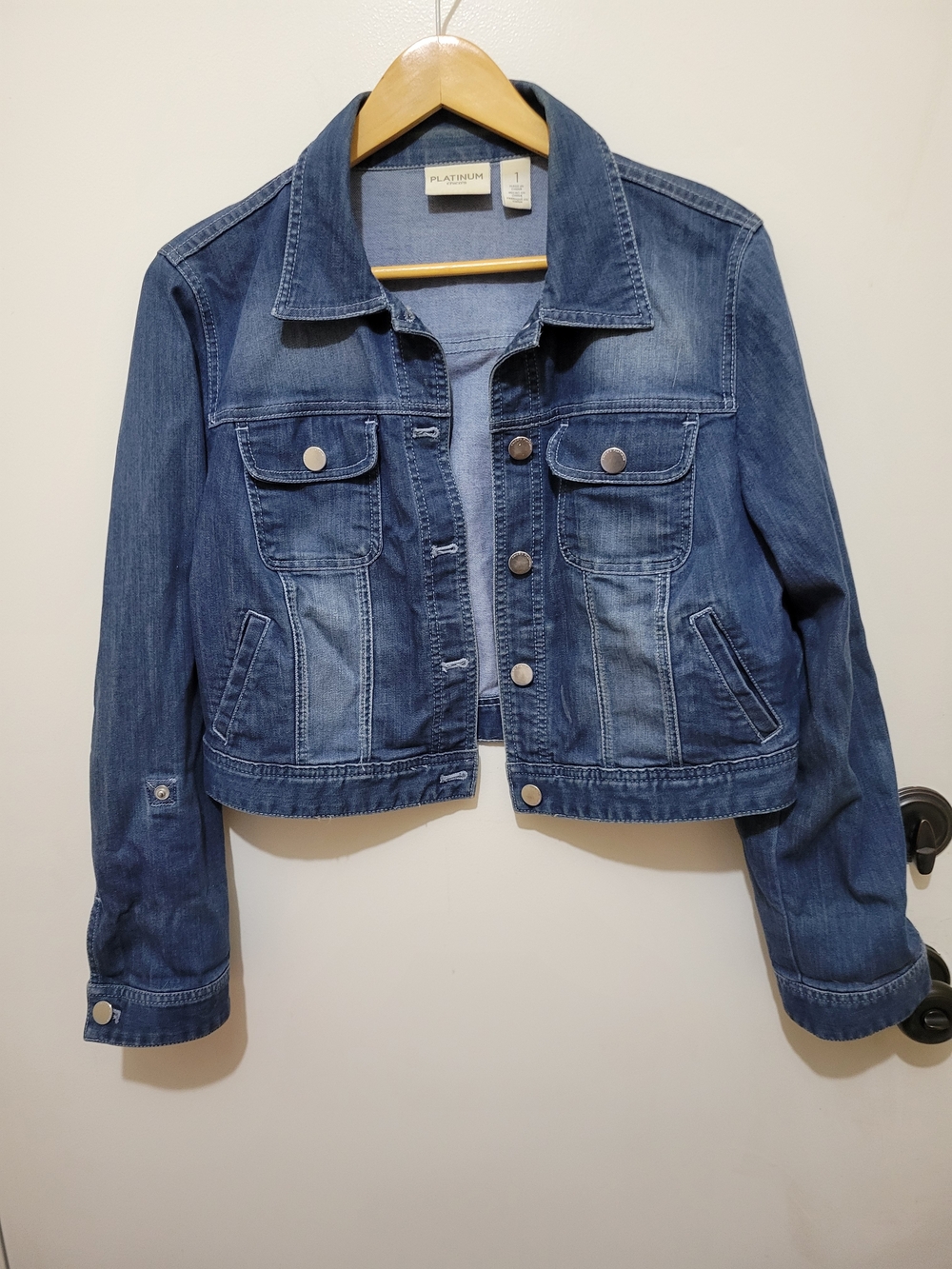 Chico's Platinum Collection Medium Wash Denim Jacket in Blue - Size 1